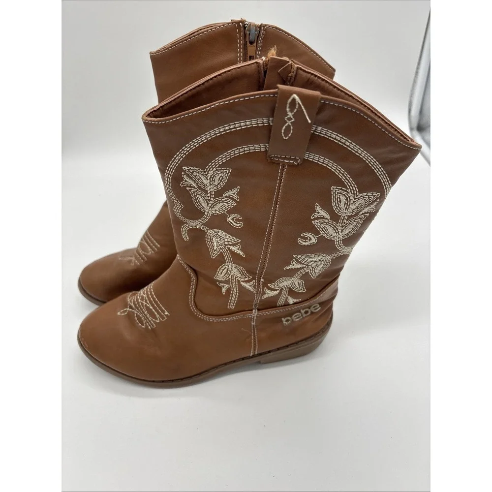 Bebe Girls Cowgirl  Boots Size 3 Brown‎ With White Designs.